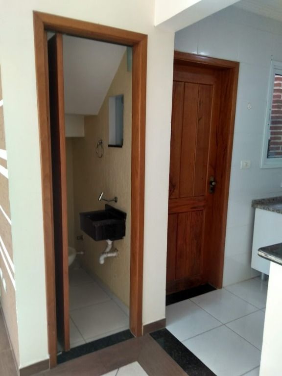 Sobrado à venda com 2 quartos, 60m² - Foto 17