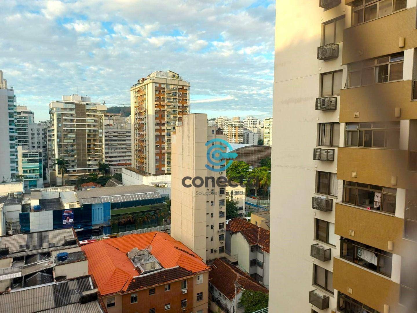 Apartamento à venda com 3 quartos, 157m² - Foto 5