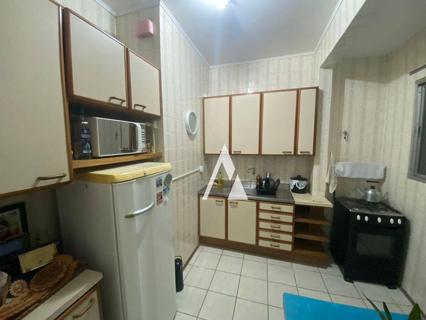 Apartamento à venda com 1 quarto, 50m² - Foto 7