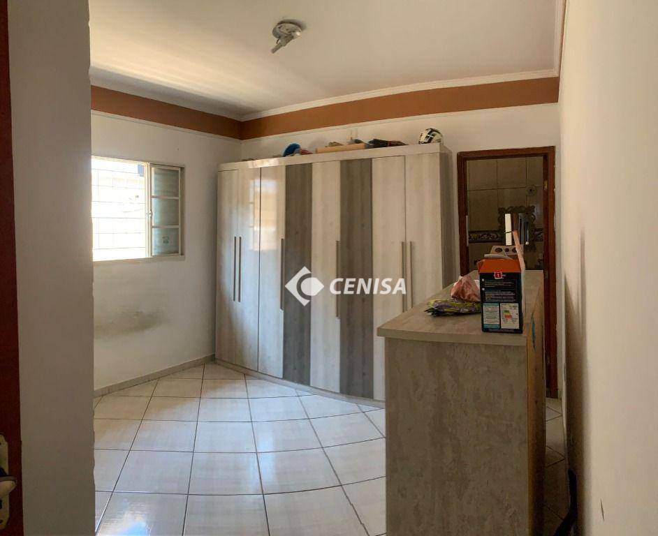 Casa à venda com 3 quartos, 130m² - Foto 9