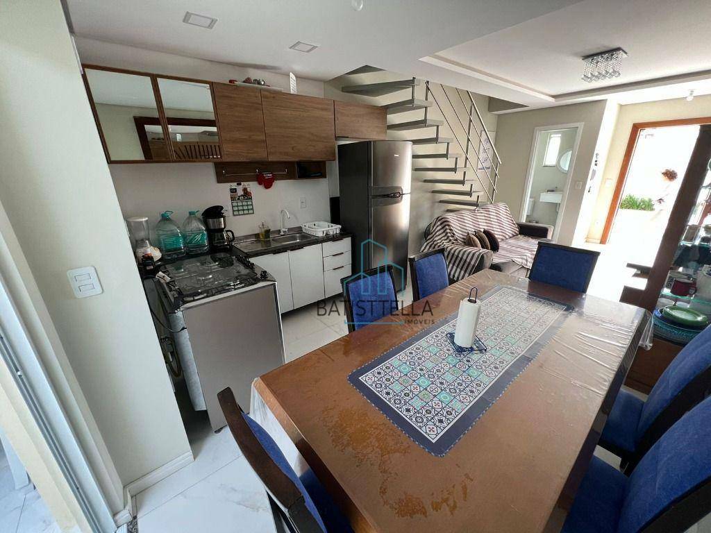 Sobrado à venda com 2 quartos, 74m² - Foto 3