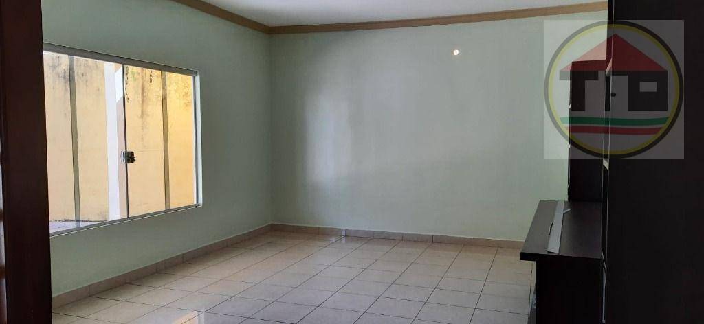 Casa para alugar com 3 quartos, 250m² - Foto 9