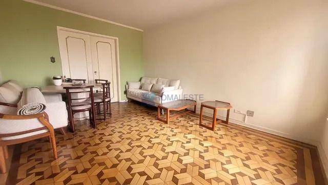 Apartamento à venda com 3 quartos, 132m² - Foto 2