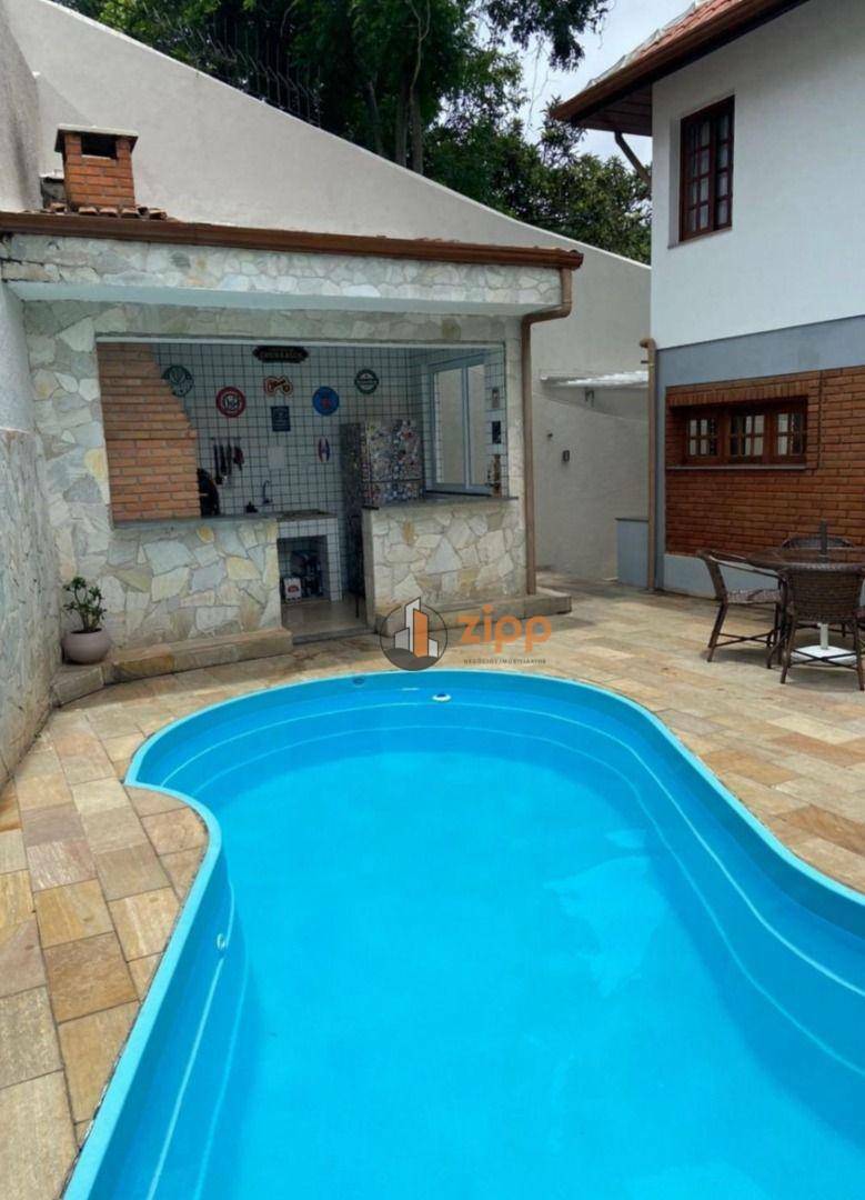 Sobrado à venda com 3 quartos, 500m² - Foto 2