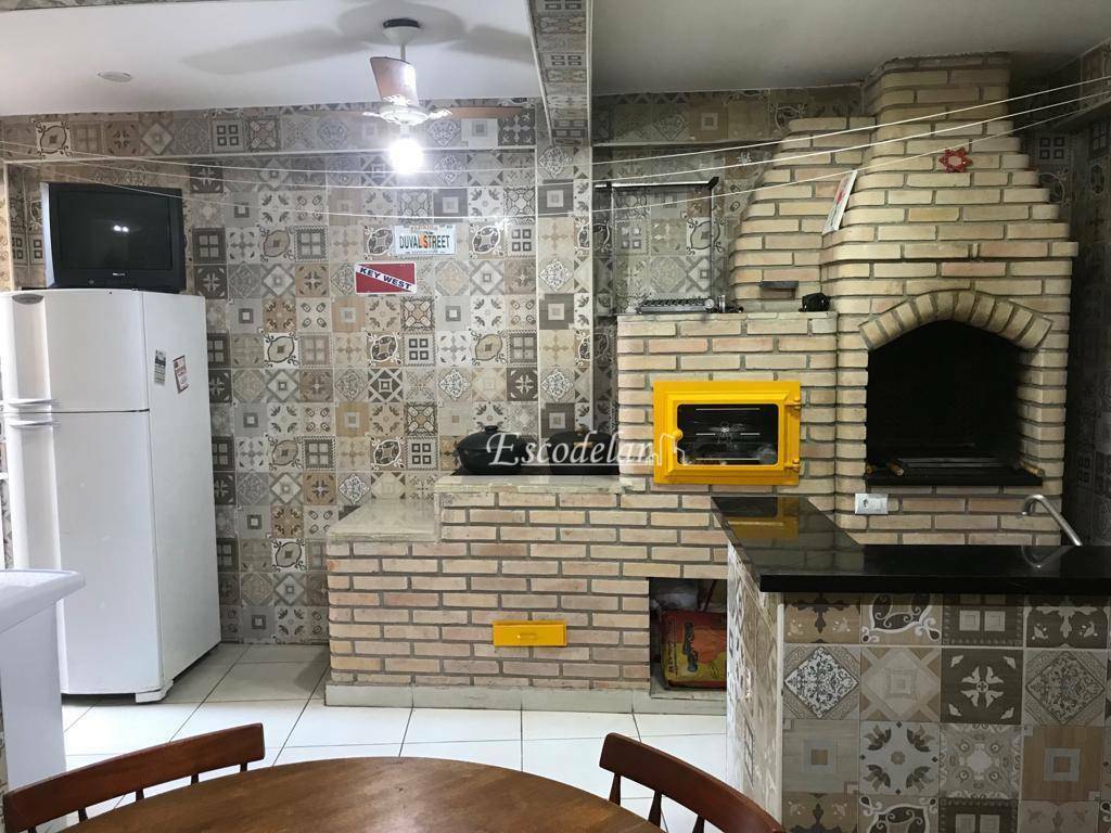 Sobrado à venda com 4 quartos, 194m² - Foto 1