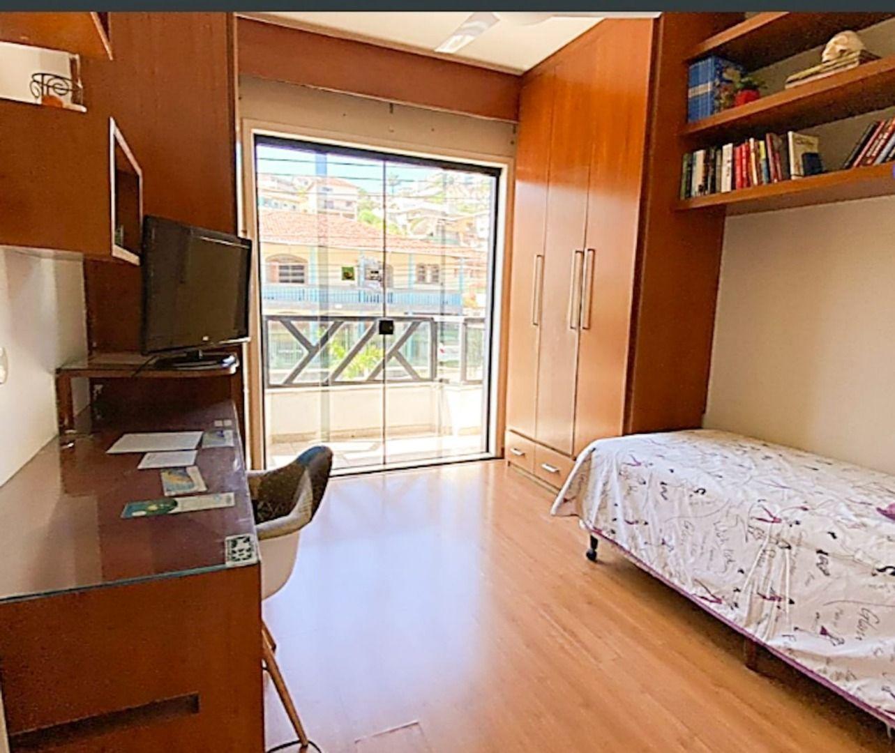 Casa à venda com 6 quartos, 420m² - Foto 24