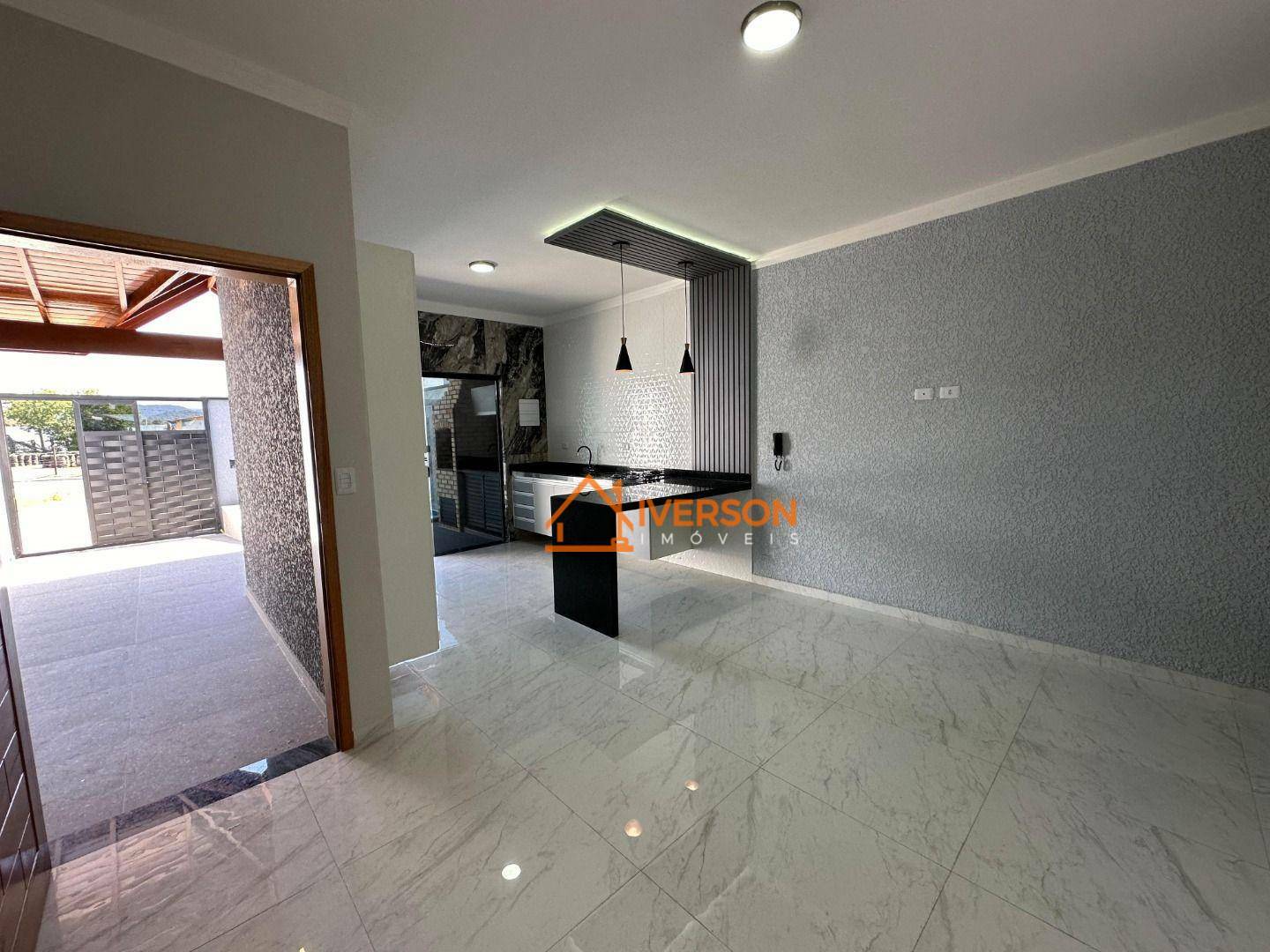 Casa à venda com 2 quartos, 85m² - Foto 2