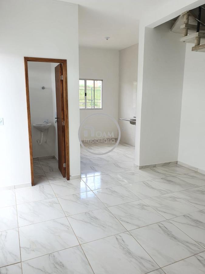 Casa à venda com 2 quartos, 50m² - Foto 1