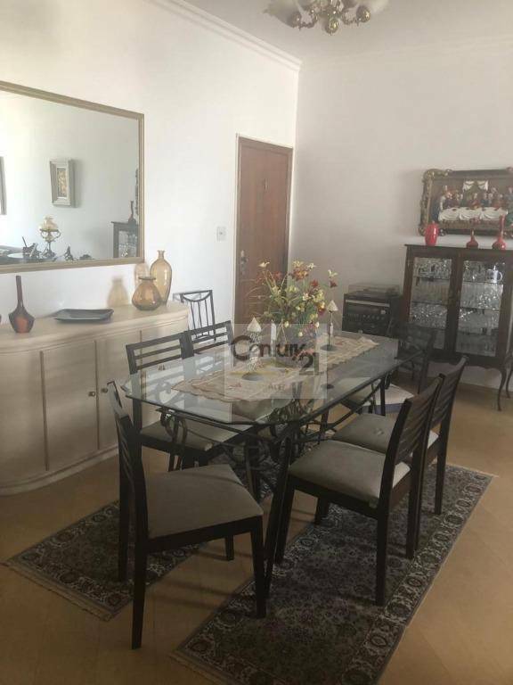 Apartamento à venda com 3 quartos, 139m² - Foto 3