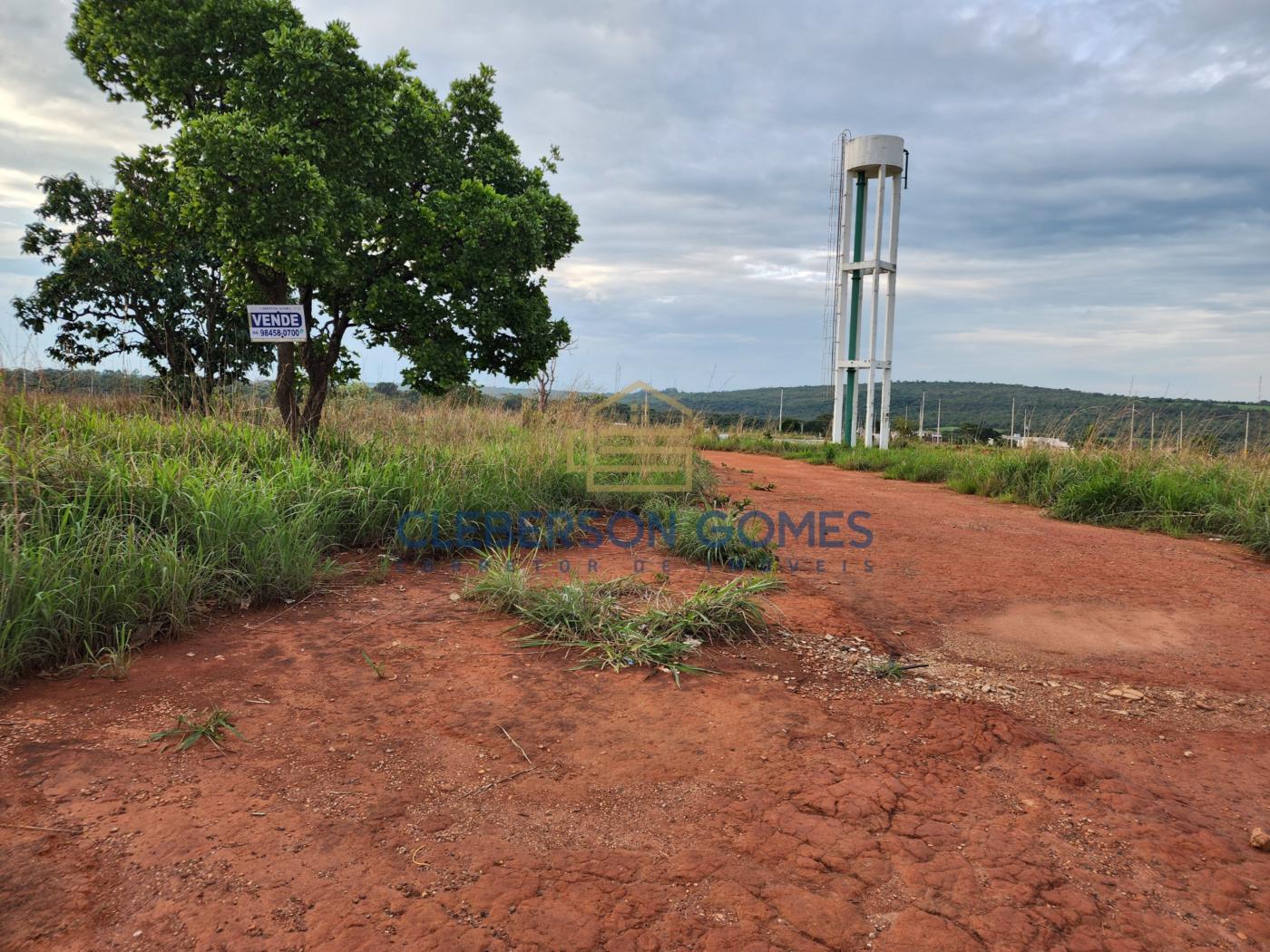 Terreno à venda, 1000m² - Foto 2