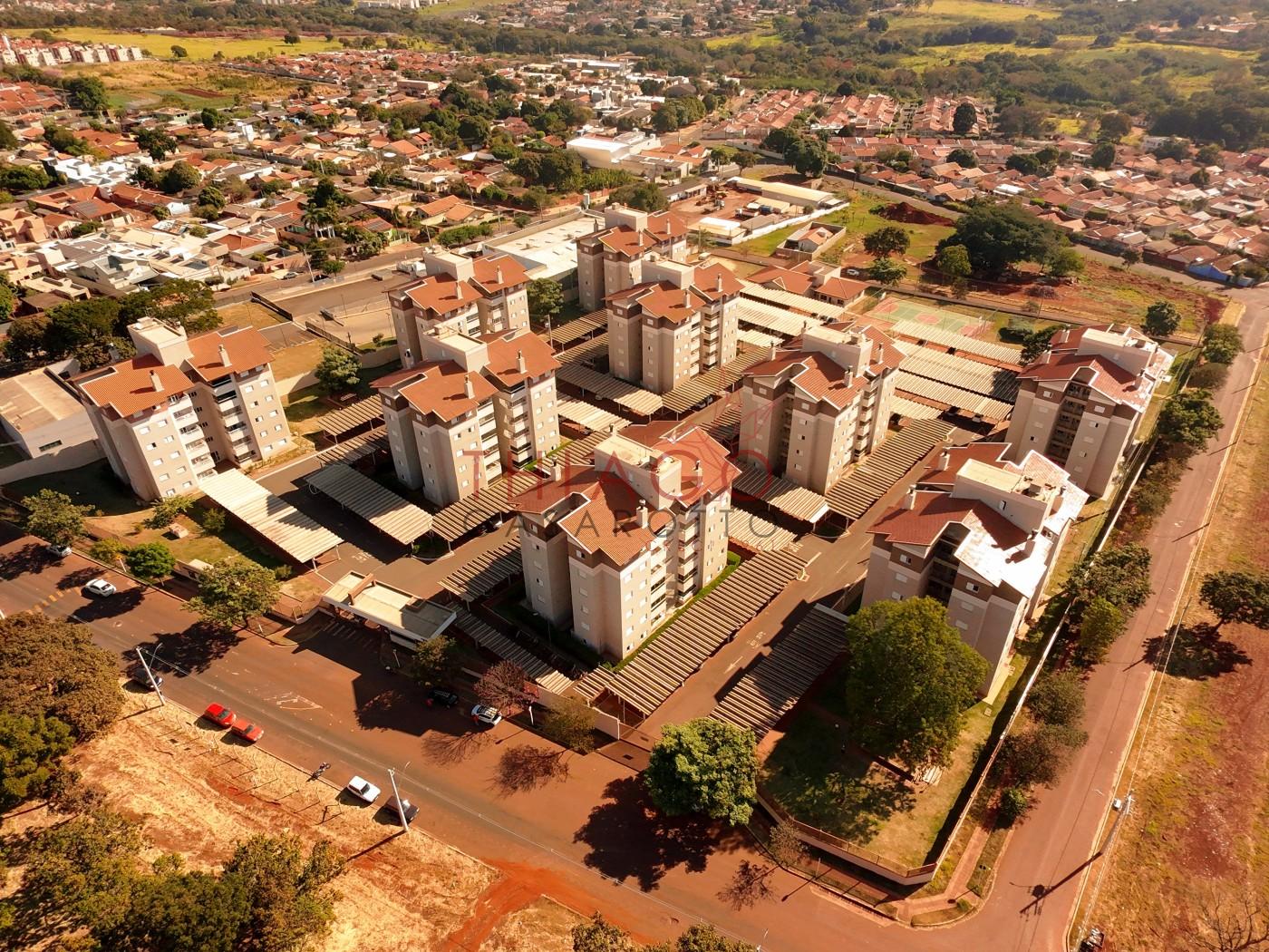 Apartamento à venda com 3 quartos, 79m² - Foto 2