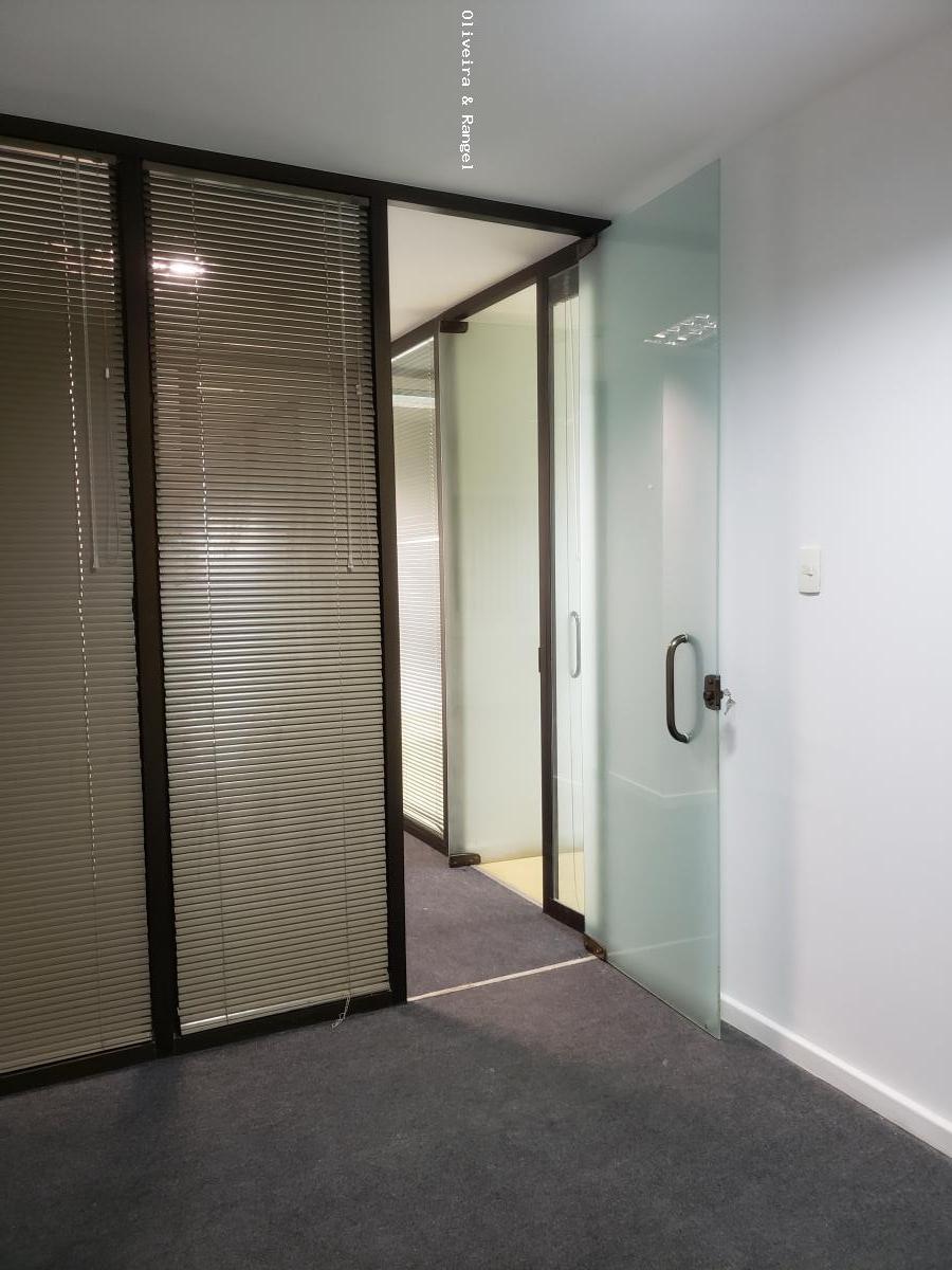 Conjunto Comercial-Sala para alugar com 5 quartos, 113m² - Foto 3