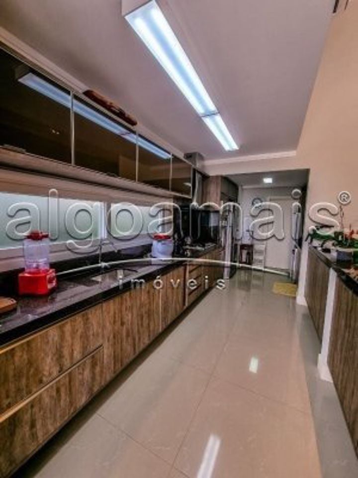 Casa de Condomínio à venda com 4 quartos, 312m² - Foto 6