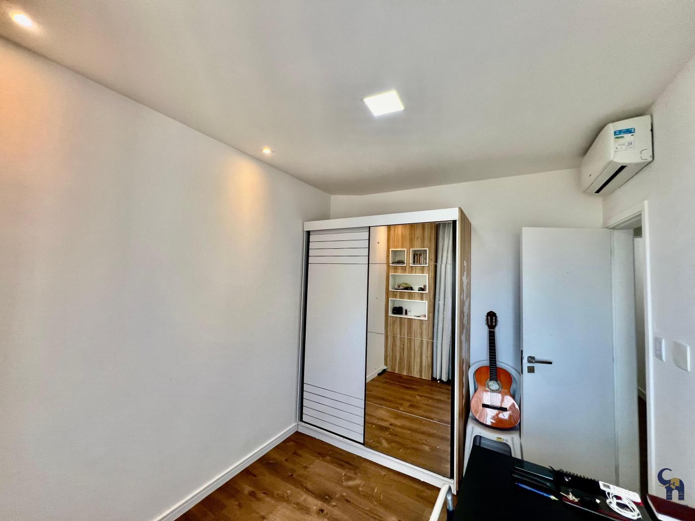 Apartamento à venda com 3 quartos, 221m² - Foto 25