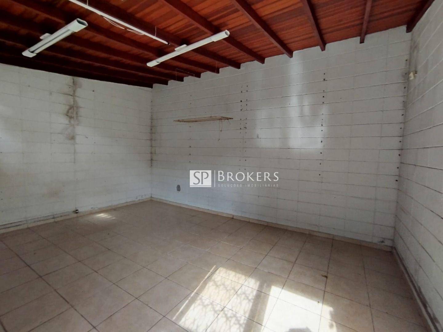 Casa para alugar com 2 quartos, 145m² - Foto 31