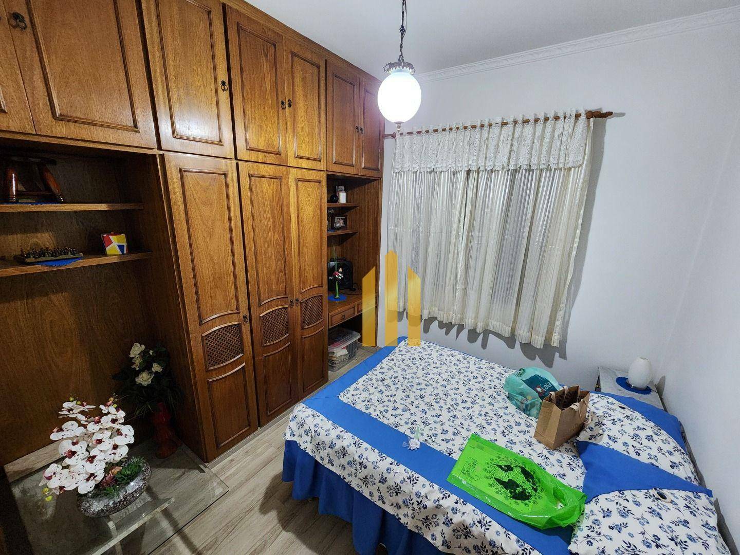 Casa à venda com 3 quartos, 250m² - Foto 15