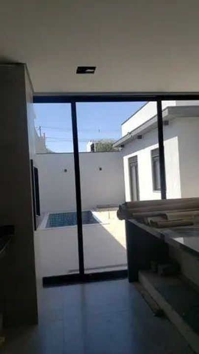 Casa de Condomínio à venda com 3 quartos, 167m² - Foto 2