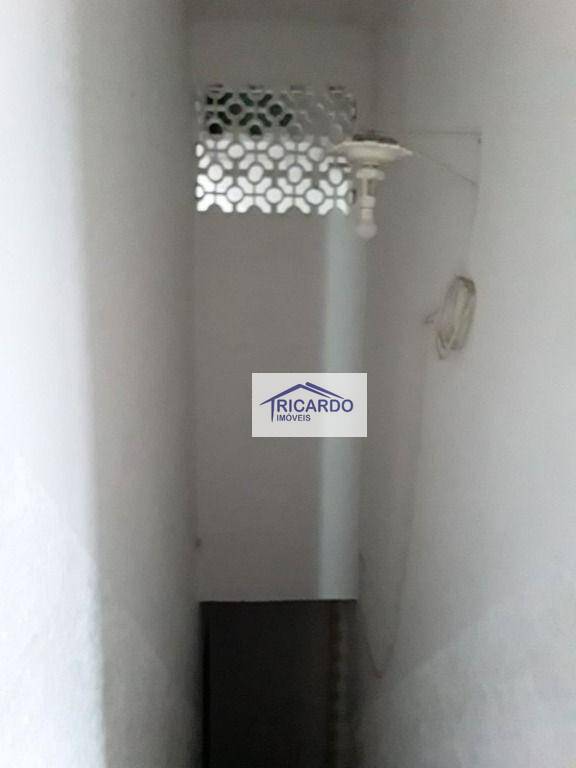 Sobrado à venda com 3 quartos, 120m² - Foto 14