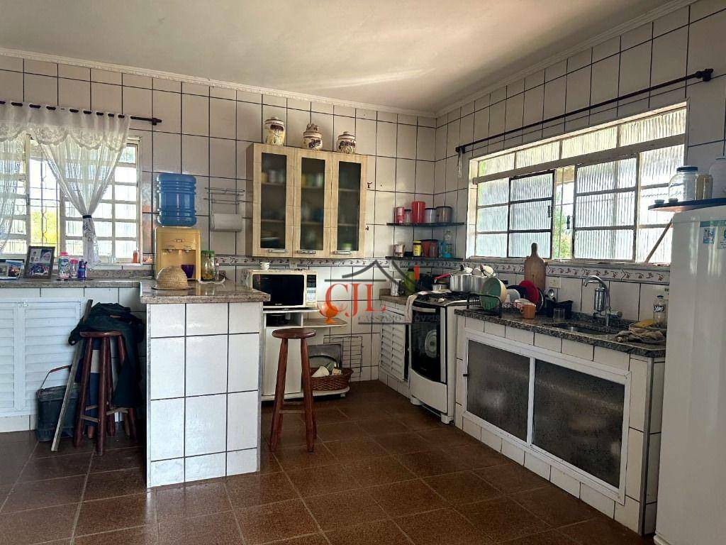 Chácara à venda com 3 quartos, 1800M2 - Foto 4