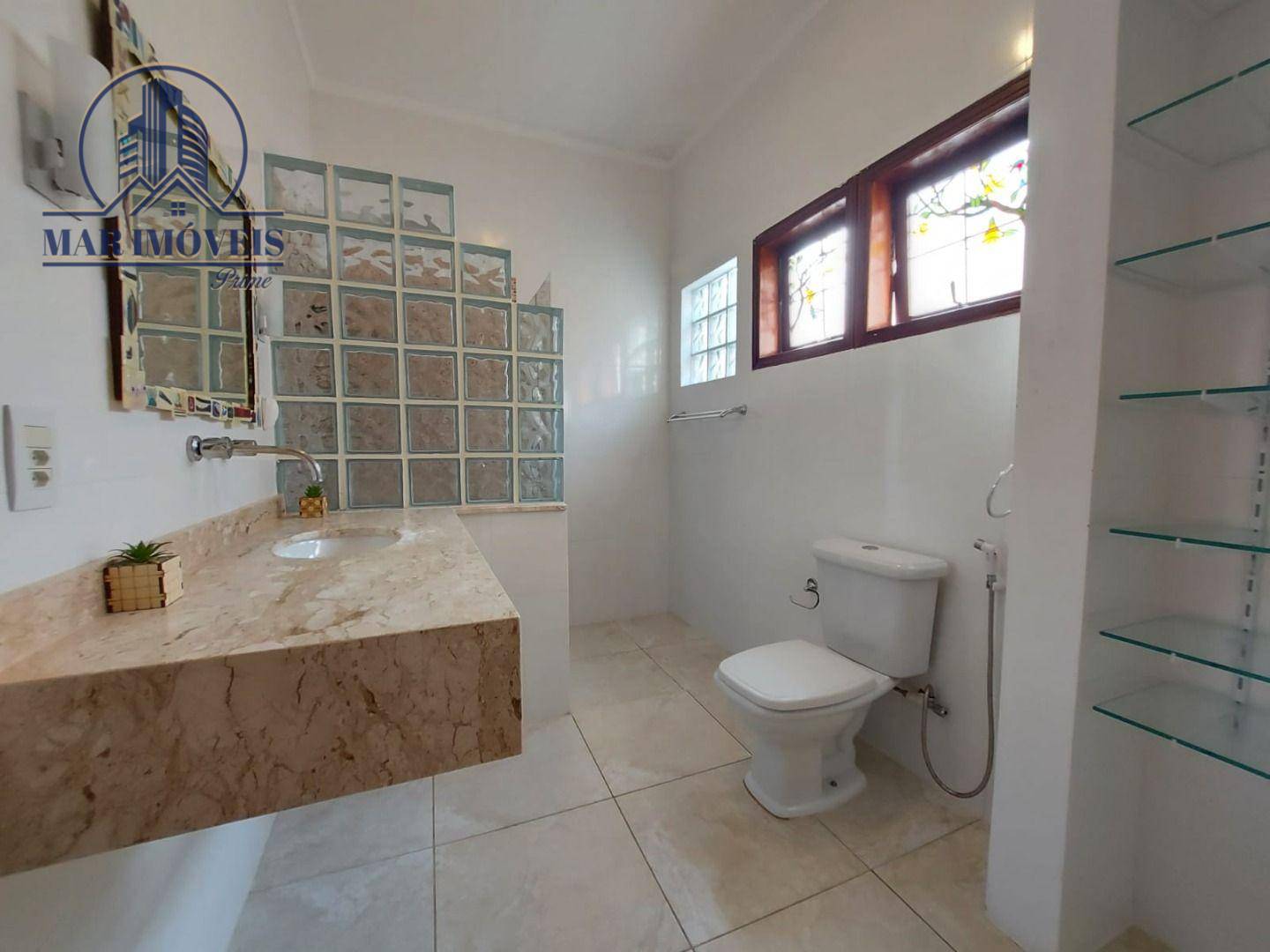 Casa à venda com 3 quartos, 200m² - Foto 10