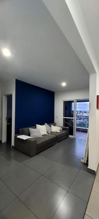 Apartamento à venda com 2 quartos, 67m² - Foto 1