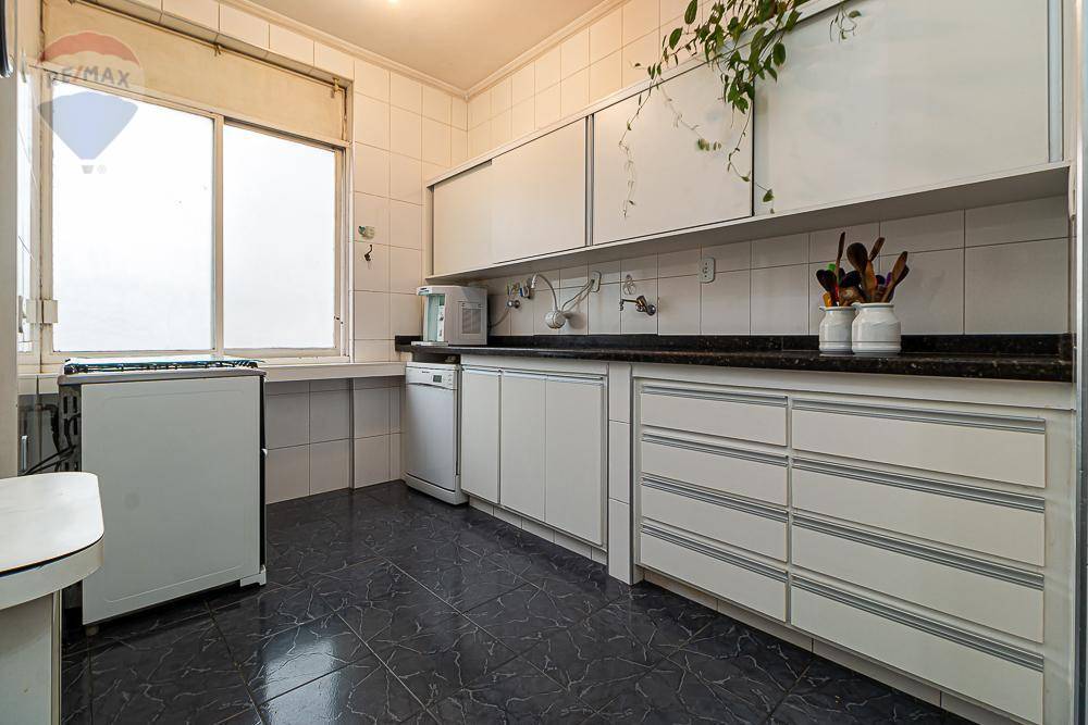 Apartamento à venda com 3 quartos, 214m² - Foto 17