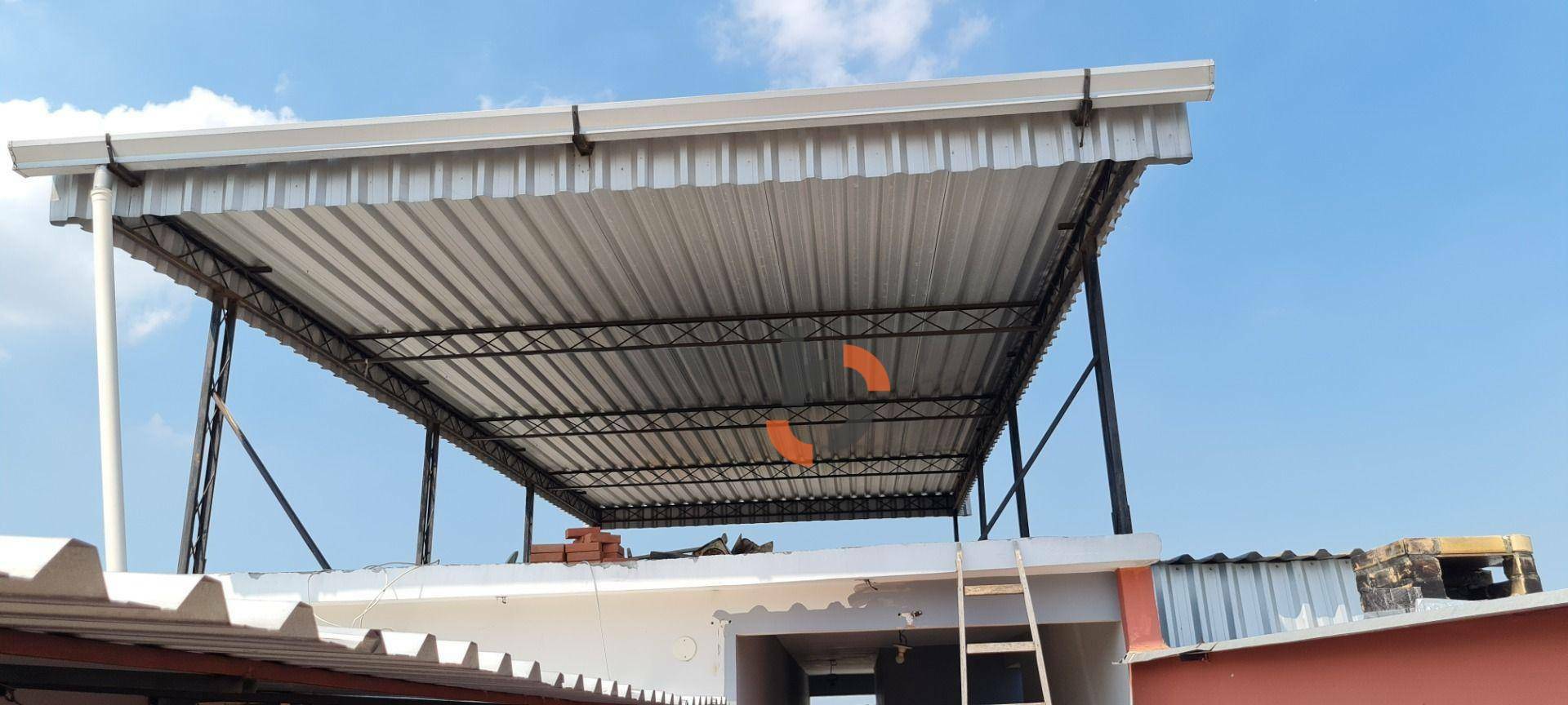 Casa à venda com 3 quartos, 241m² - Foto 34