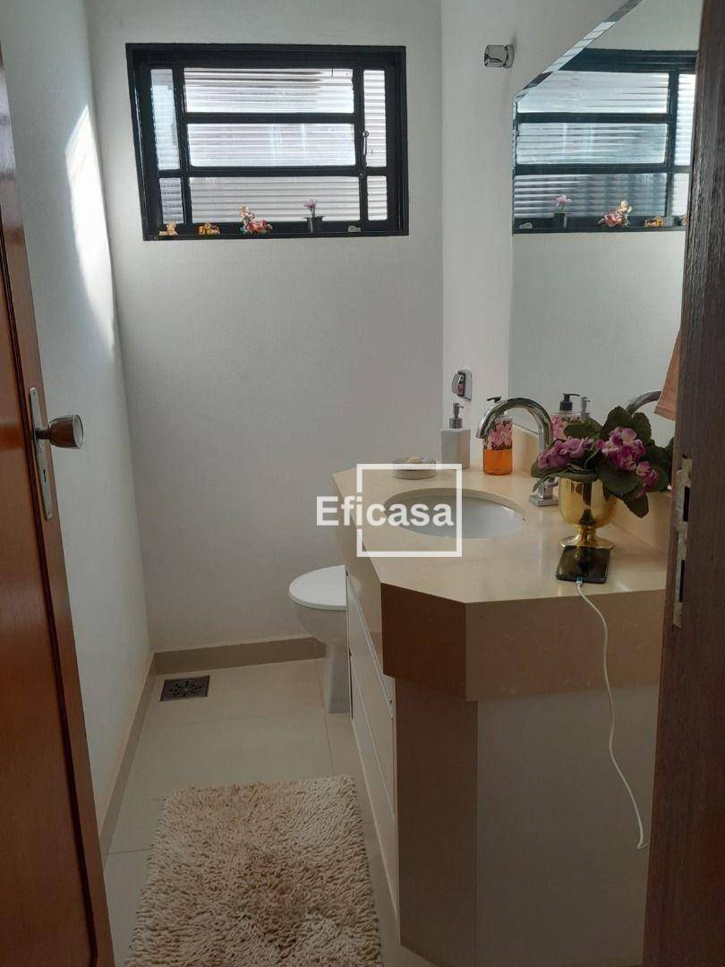 Casa à venda com 3 quartos, 270m² - Foto 18