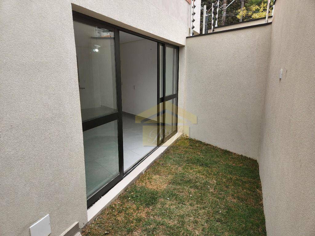 Sobrado à venda com 3 quartos, 130M2 - Foto 3