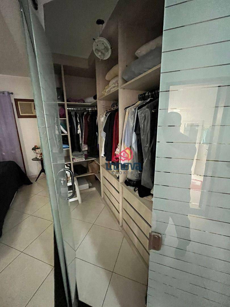 Sobrado à venda com 3 quartos, 270m² - Foto 4