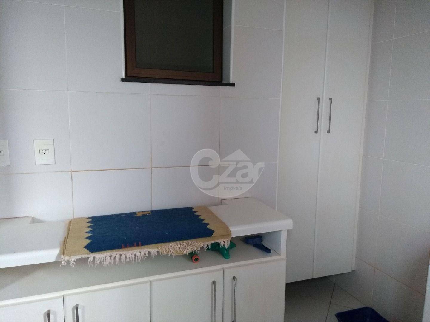 Casa à venda com 3 quartos, 208m² - Foto 14