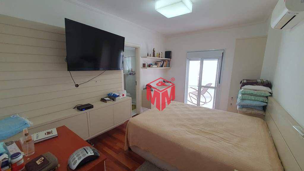 Apartamento à venda com 4 quartos, 203m² - Foto 16