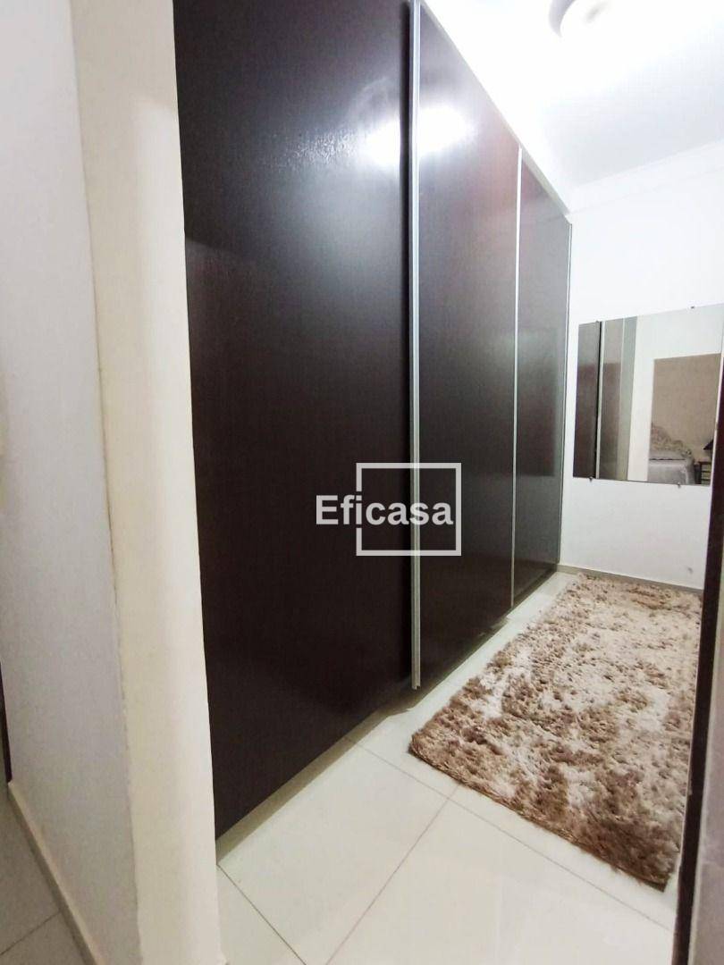 Casa à venda com 3 quartos, 196m² - Foto 12