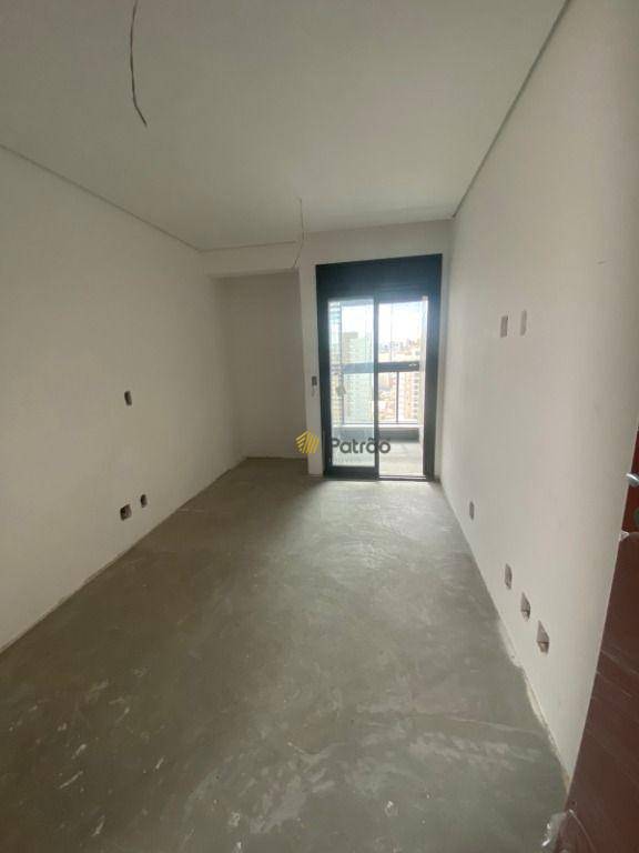 Apartamento à venda com 3 quartos, 175m² - Foto 11