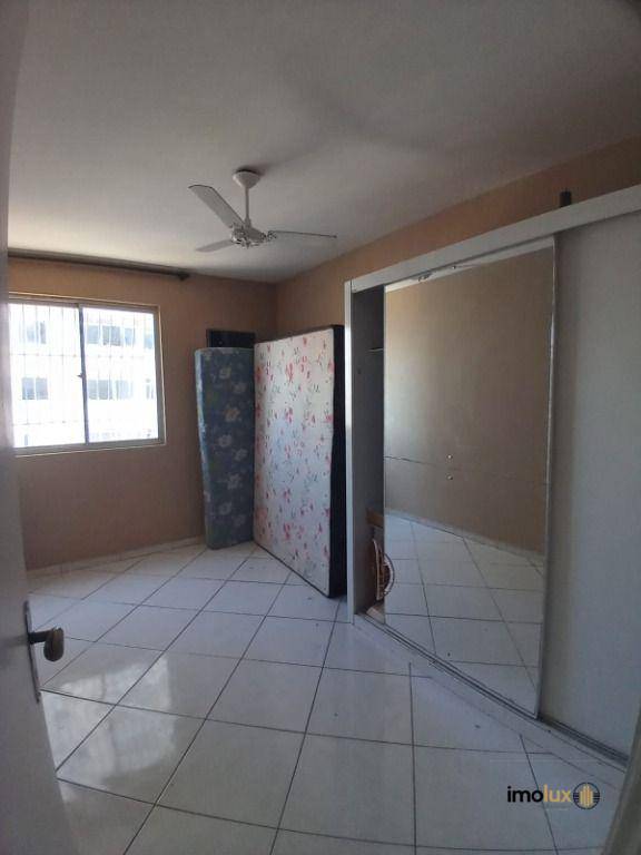 Apartamento à venda com 2 quartos, 56m² - Foto 9