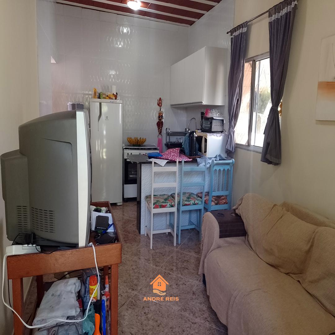 Casa à venda com 1 quarto, 450m² - Foto 2