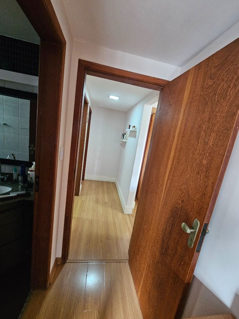 Apartamento à venda com 2 quartos, 90m² - Foto 9