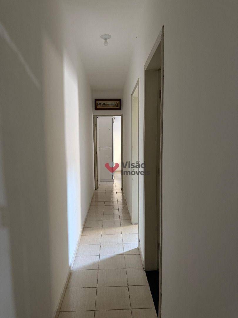 Casa à venda com 2 quartos, 120m² - Foto 10