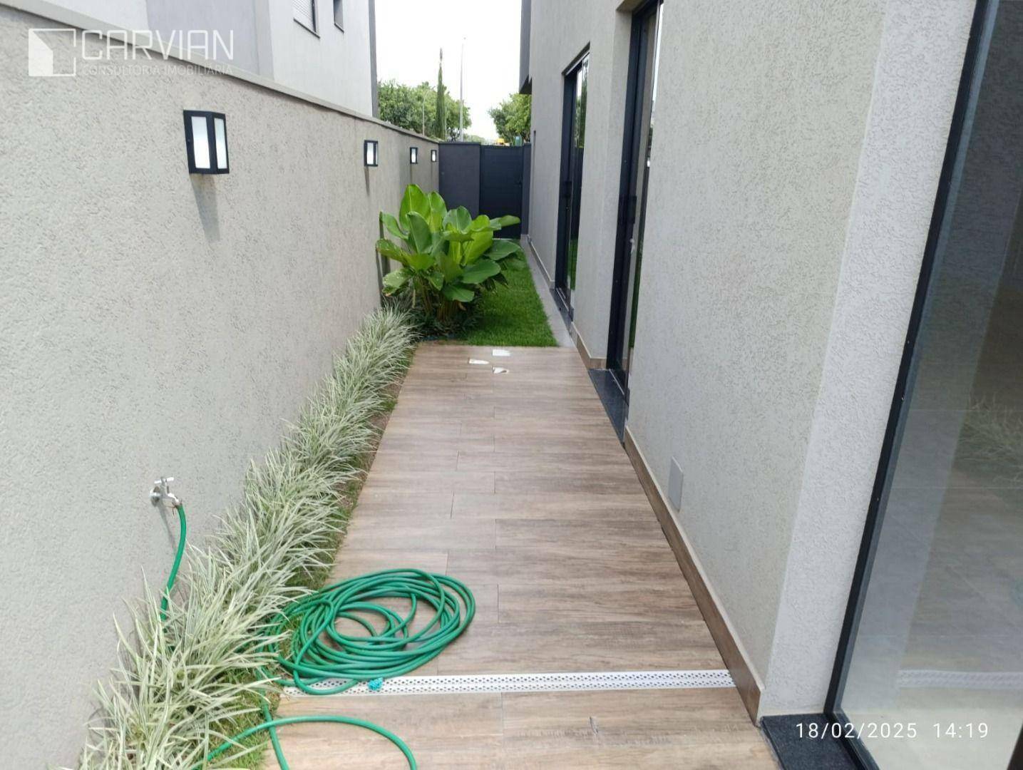 Casa de Condomínio à venda com 3 quartos, 253m² - Foto 21