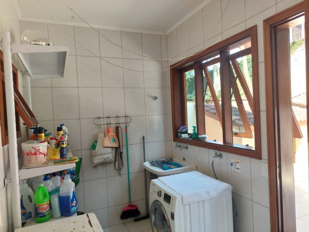 Sobrado à venda com 6 quartos, 425m² - Foto 3