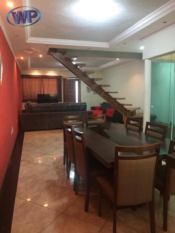 Sobrado à venda com 4 quartos, 293m² - Foto 1