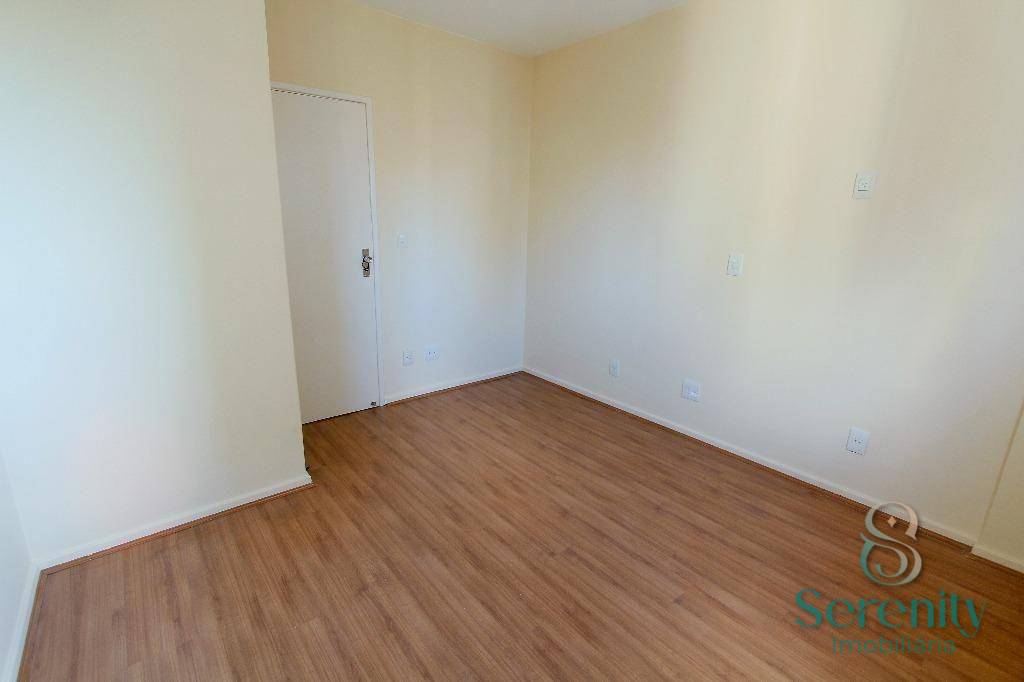 Apartamento para alugar com 2 quartos, 64m² - Foto 8