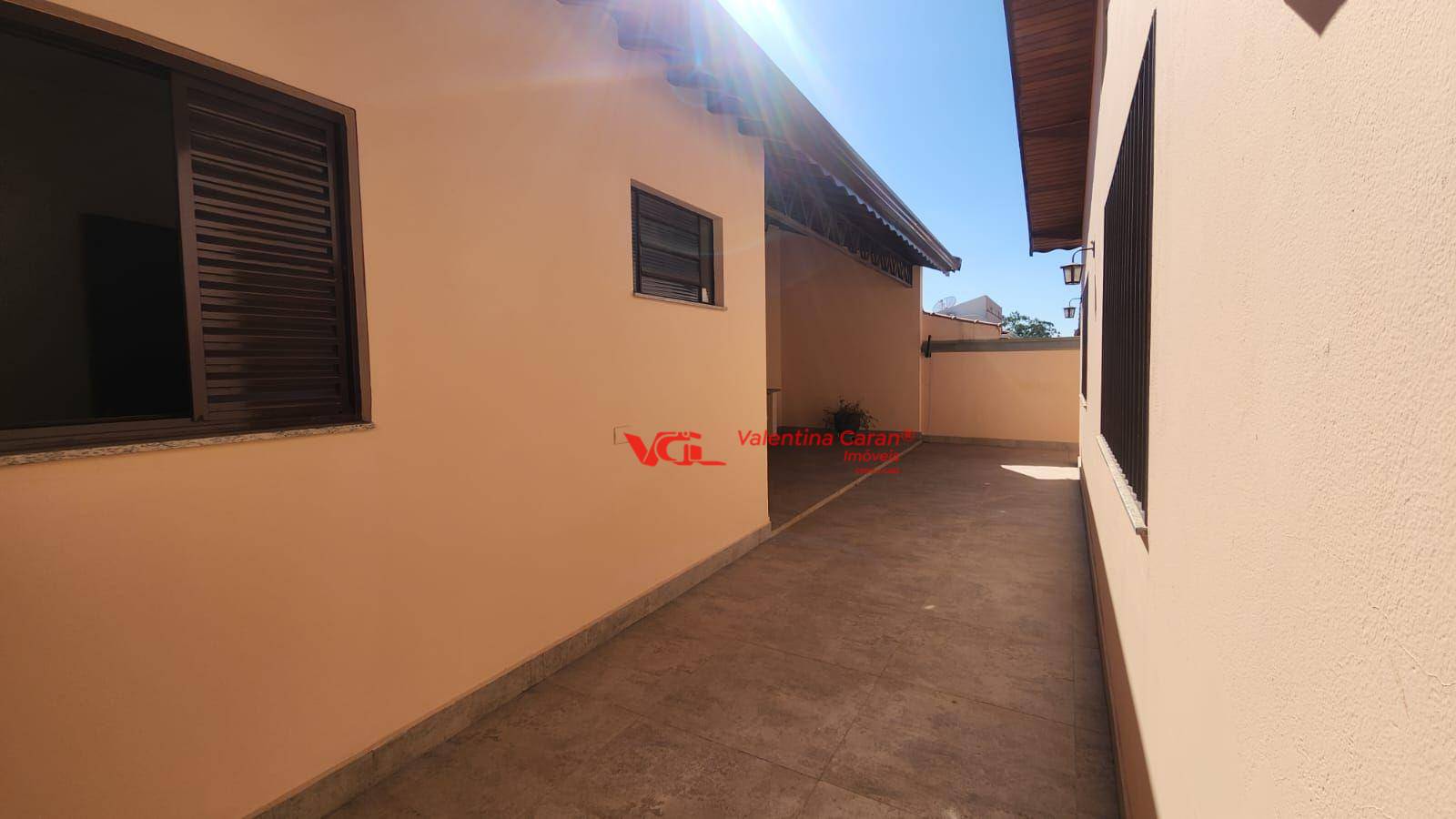 Casa à venda com 3 quartos, 172m² - Foto 25