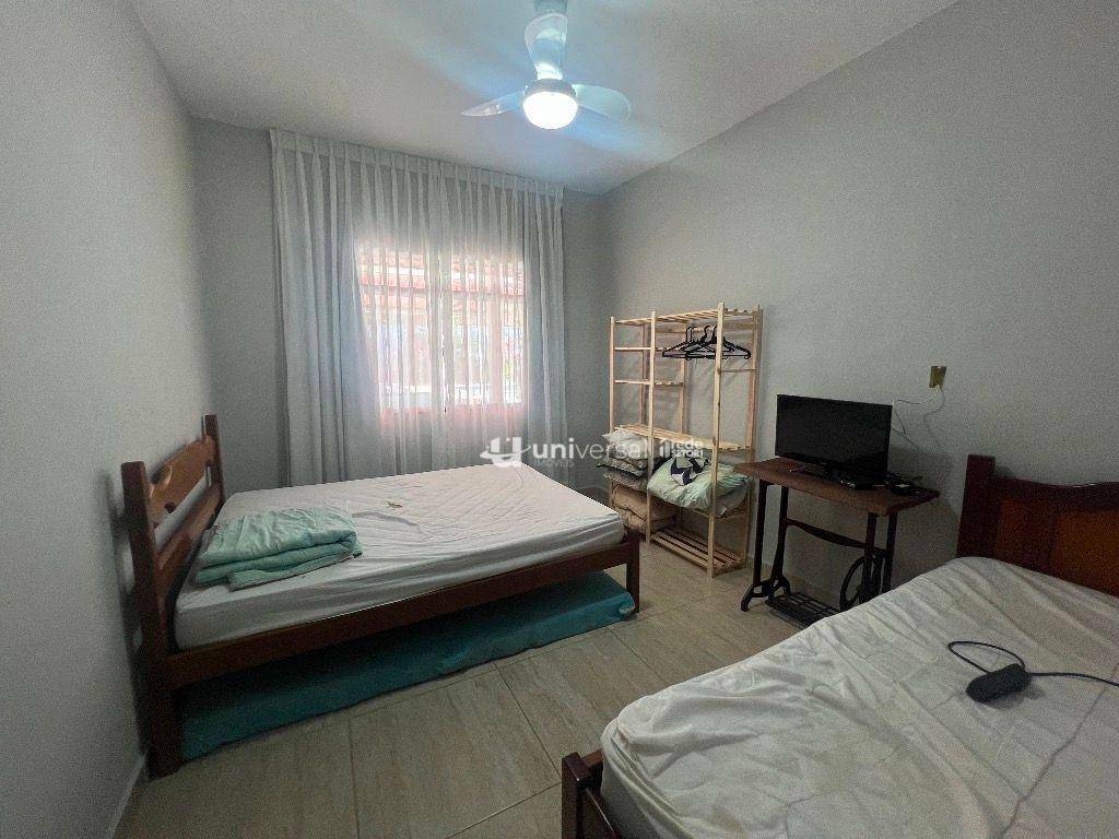 Chácara à venda com 2 quartos, 260m² - Foto 8