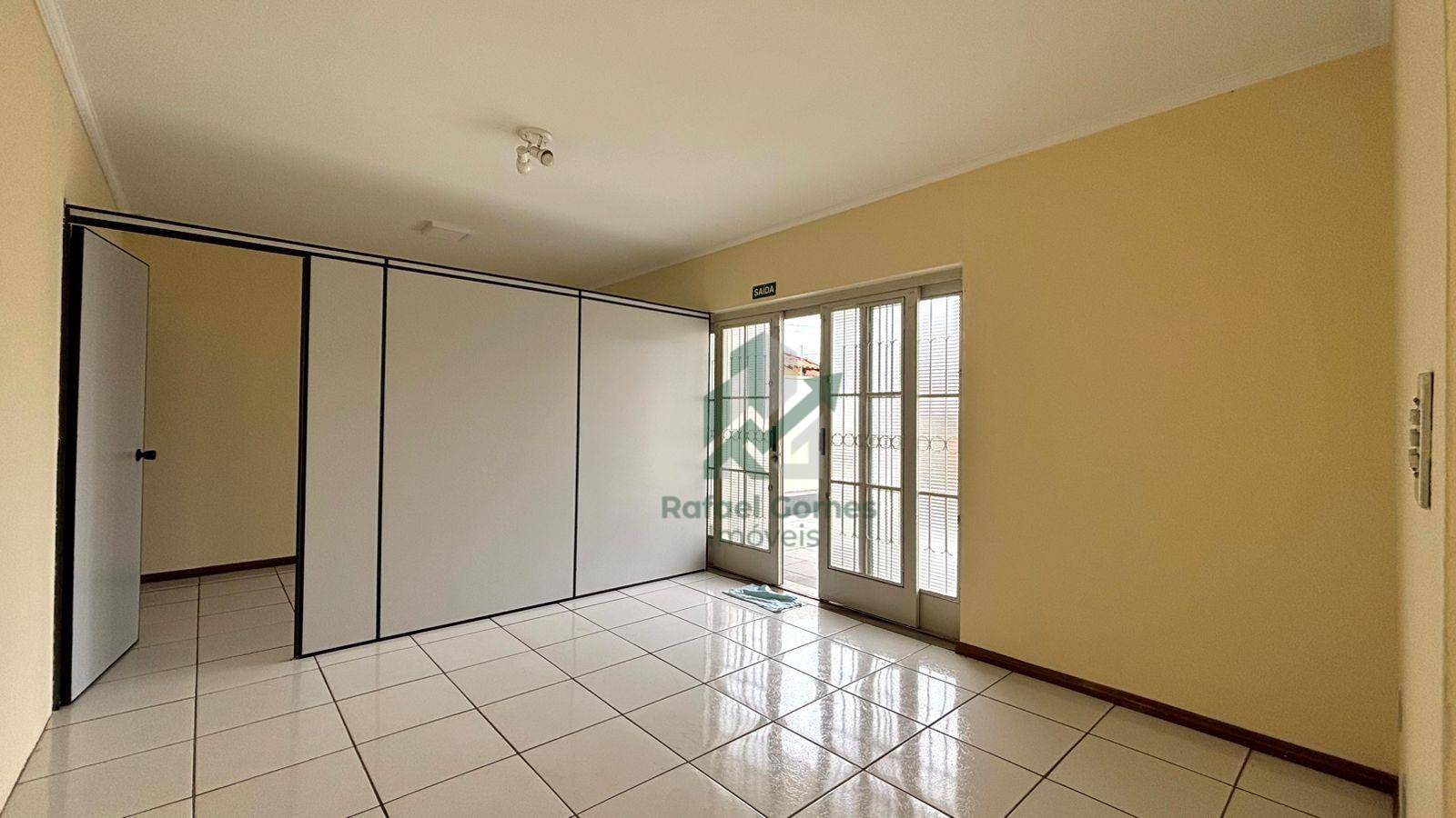 Casa, 3 quartos, 180 m² - Foto 3