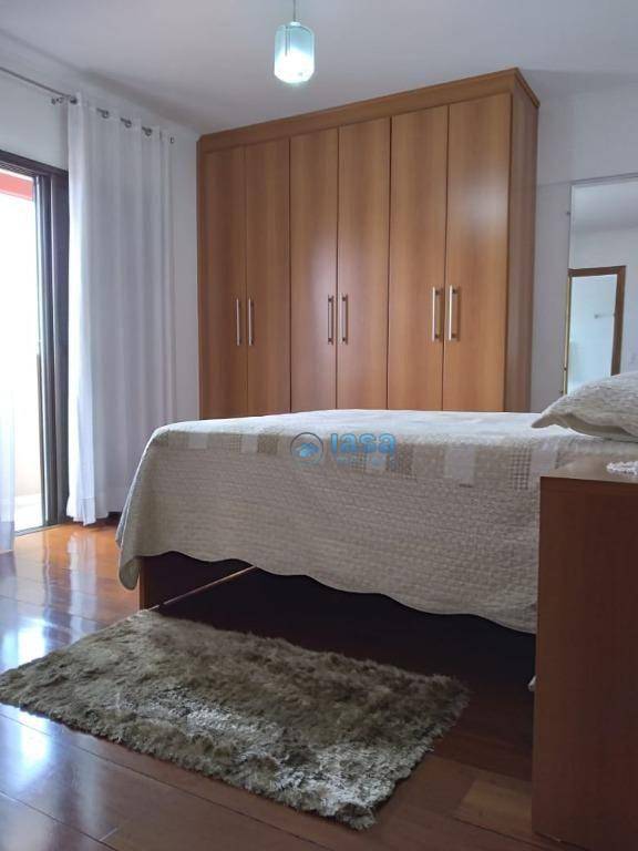 Apartamento à venda com 3 quartos, 135m² - Foto 13