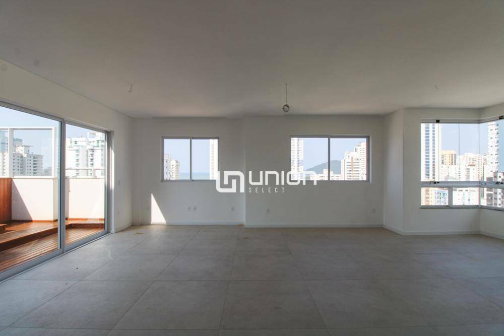 Cobertura à venda com 4 quartos, 260m² - Foto 16