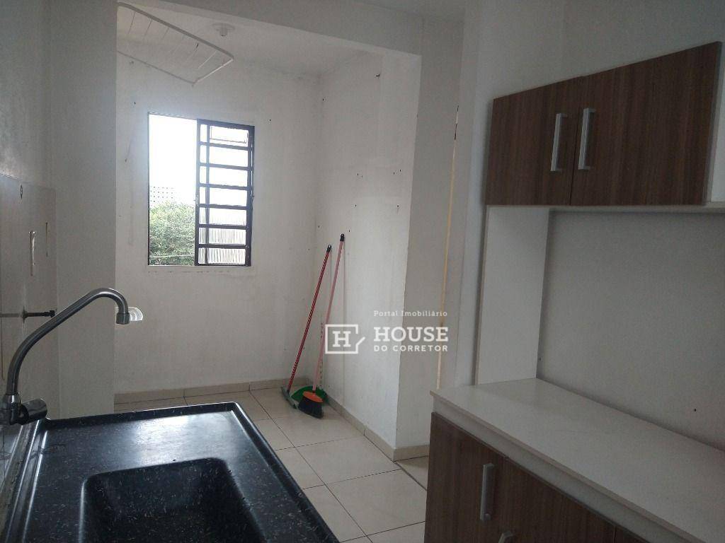 Apartamento à venda com 2 quartos, 44m² - Foto 4