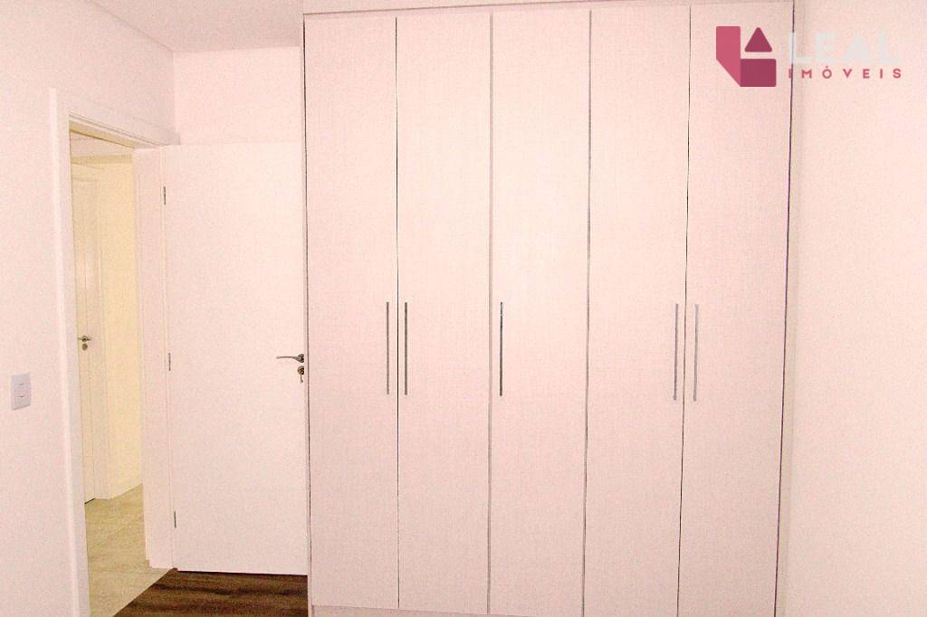 Apartamento à venda com 3 quartos, 105m² - Foto 9