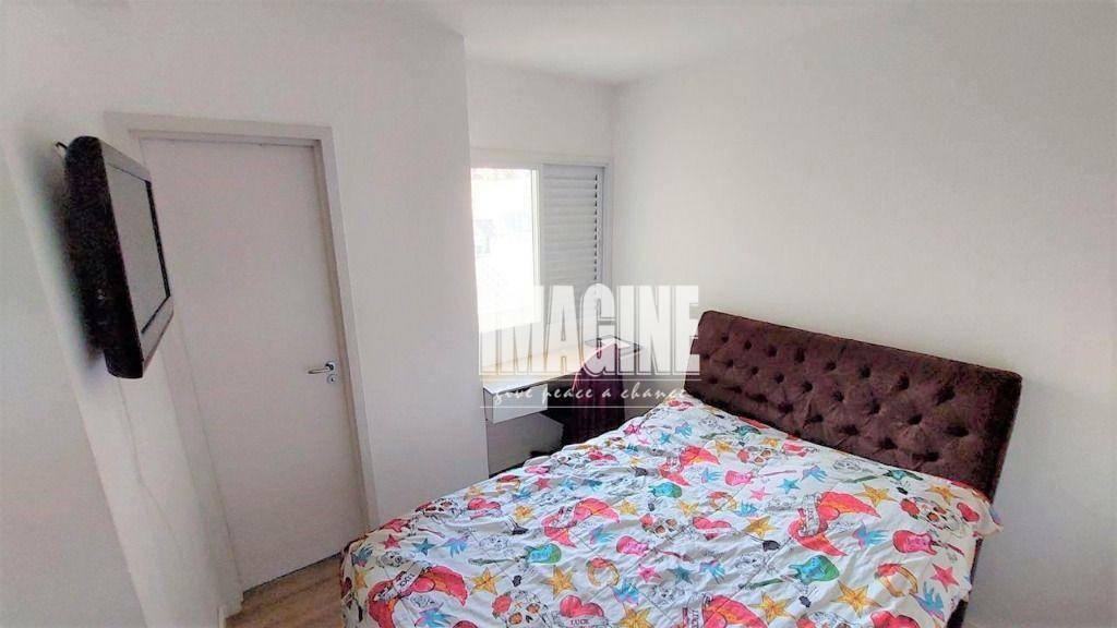 Apartamento à venda com 2 quartos, 82m² - Foto 19